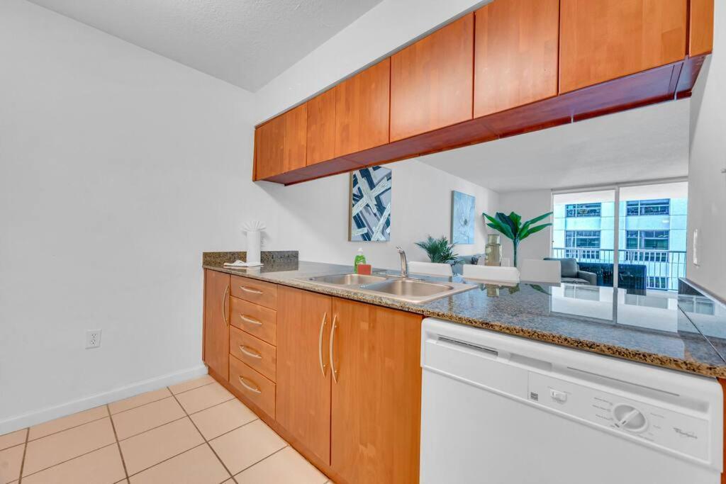 Apartamento Stunning 1 Bdr 1 Bth • Brickell • Bay & Views Miami