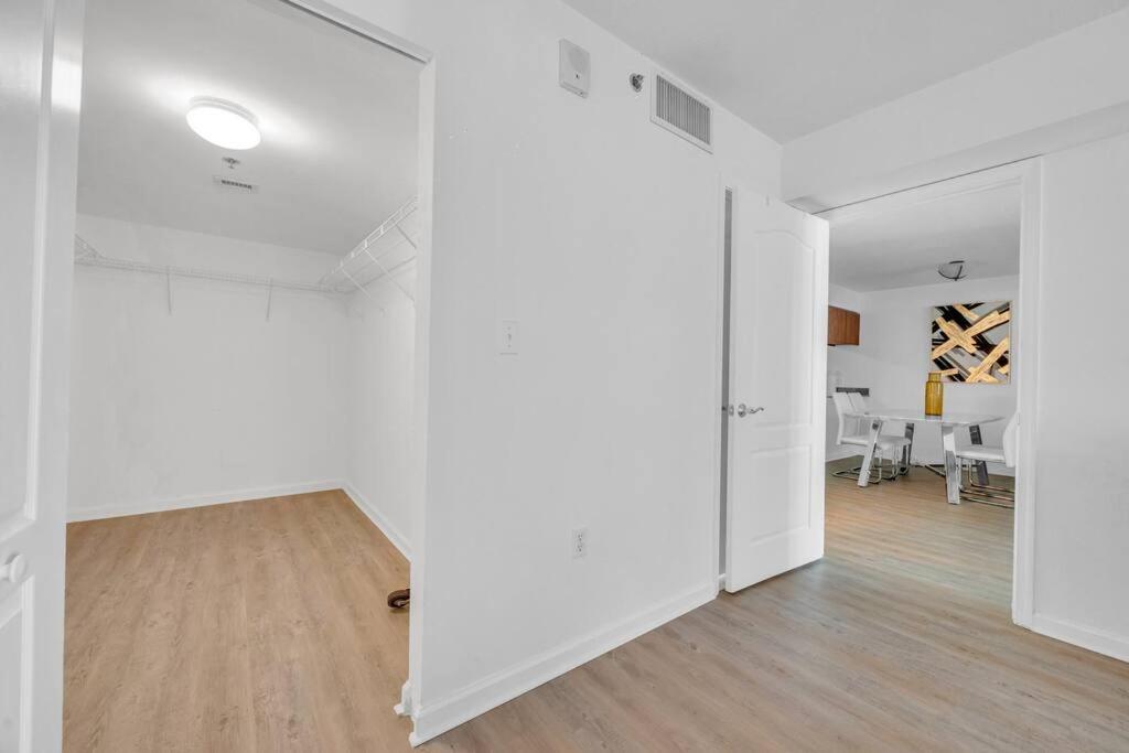 Apartamento Stunning 1 Bdr 1 Bth • Brickell • Bay & Views *