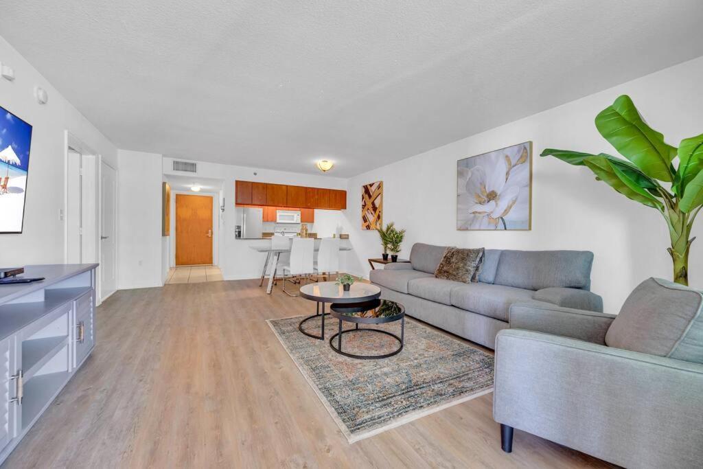 Stunning 1 Bdr 1 Bth • Brickell • Bay & Views Apartamento