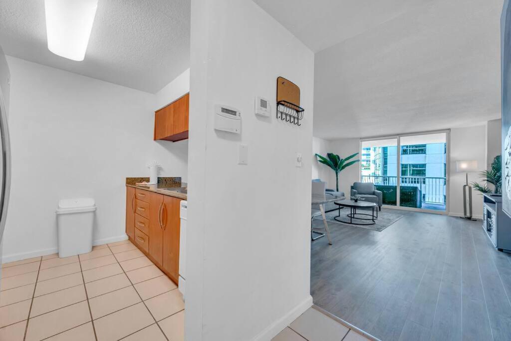 Stunning 1 Bdr 1 Bth • Brickell • Bay & Views Apartamento *