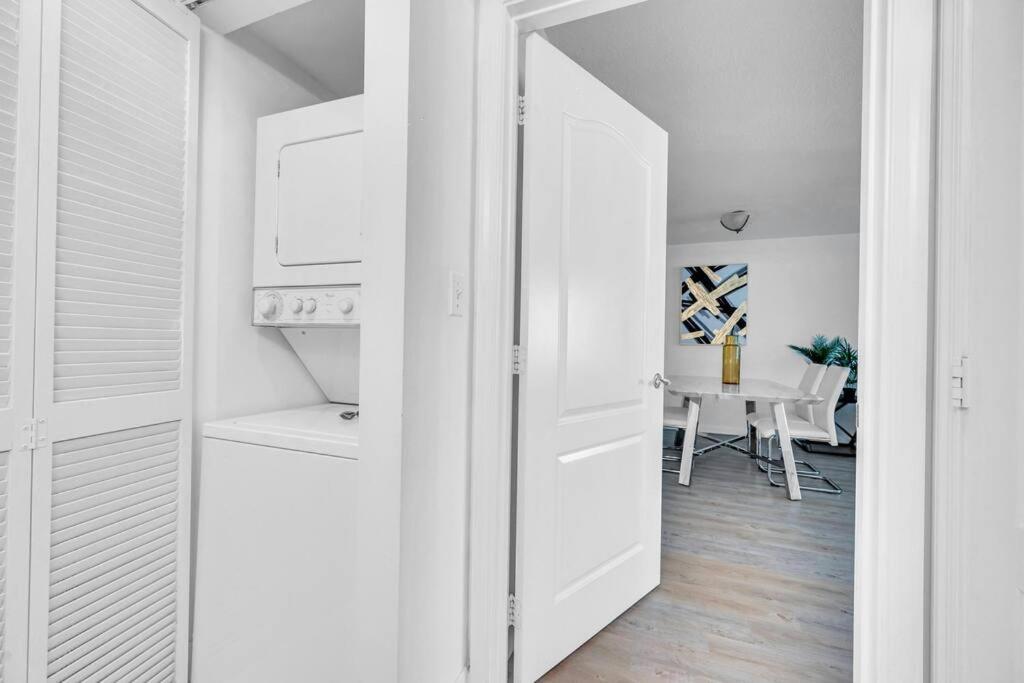 Stunning 1 Bdr 1 Bth • Brickell • Bay & Views Apartamento Miami